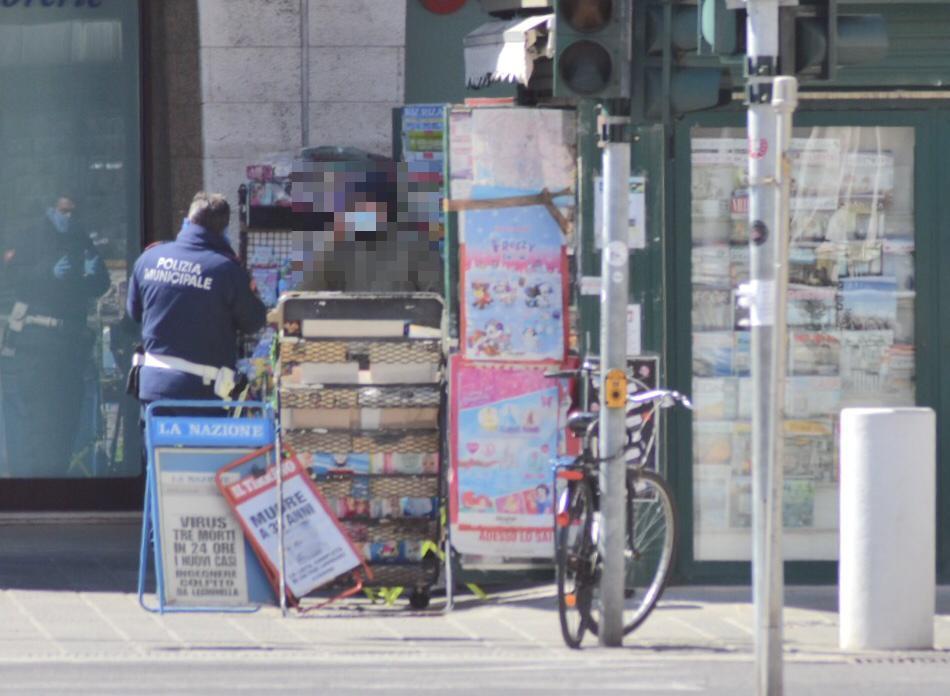 L'intervento della polizia municipale dopo l'aggressione