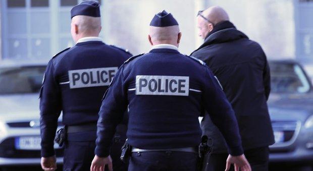 Poliziotti francesi