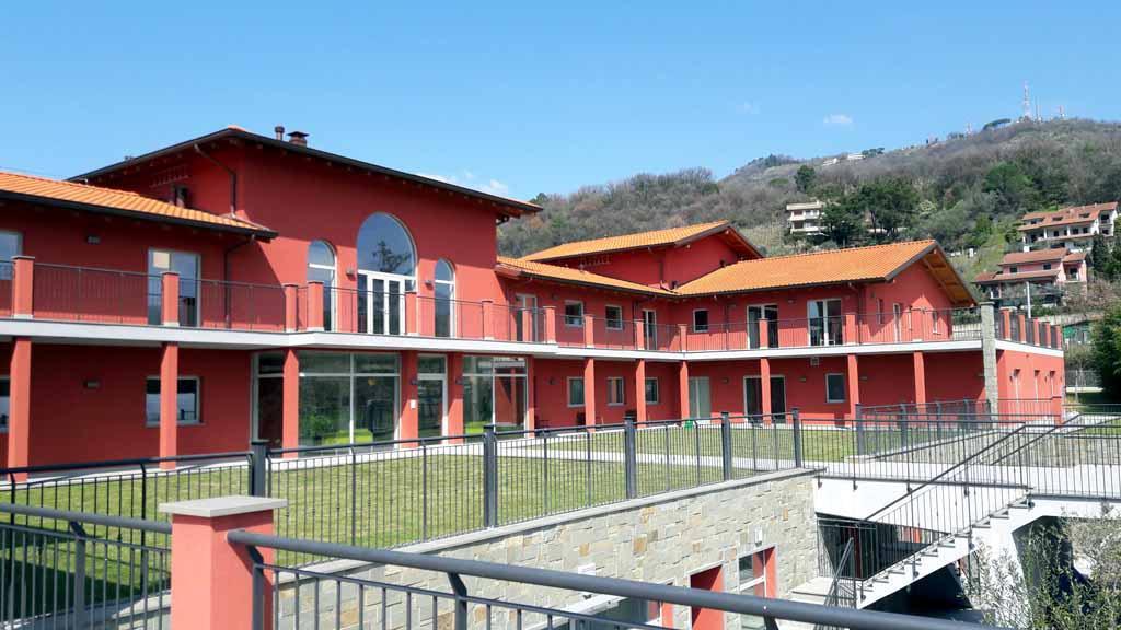 L’Anfass autoproduce le mascherine