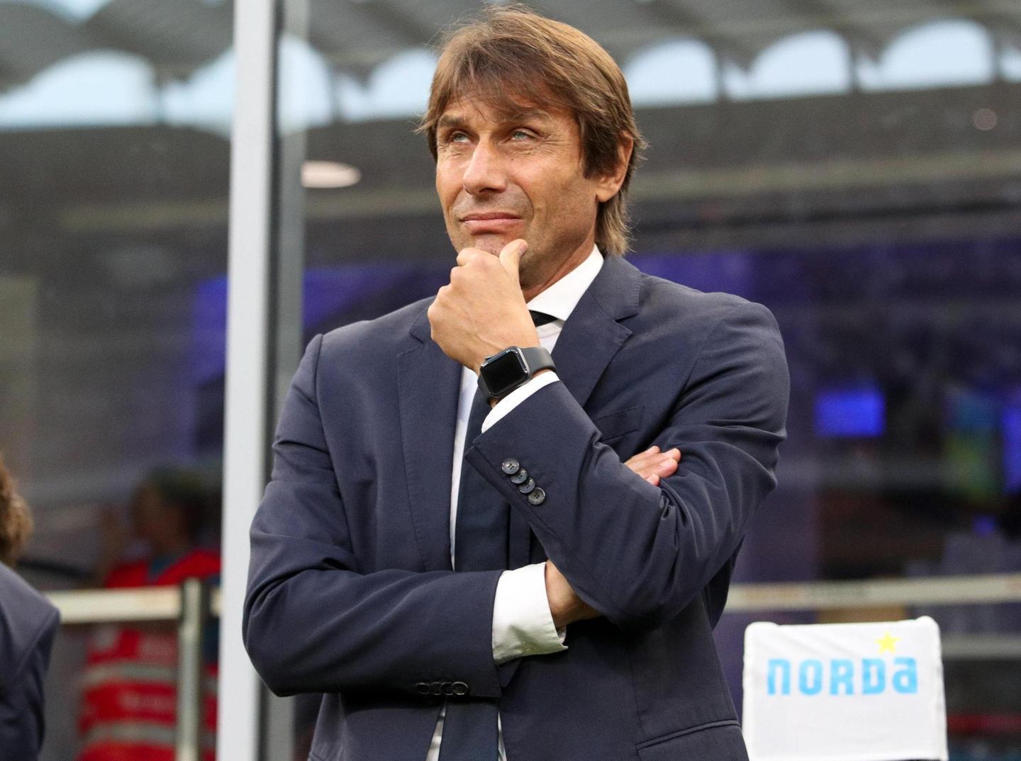 Ingaggi e allenamenti la Serie A resta con il fiato sospeso 