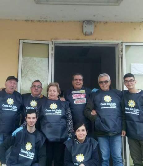 Il gran cuore dei volontari anziani mai lasciati soli 