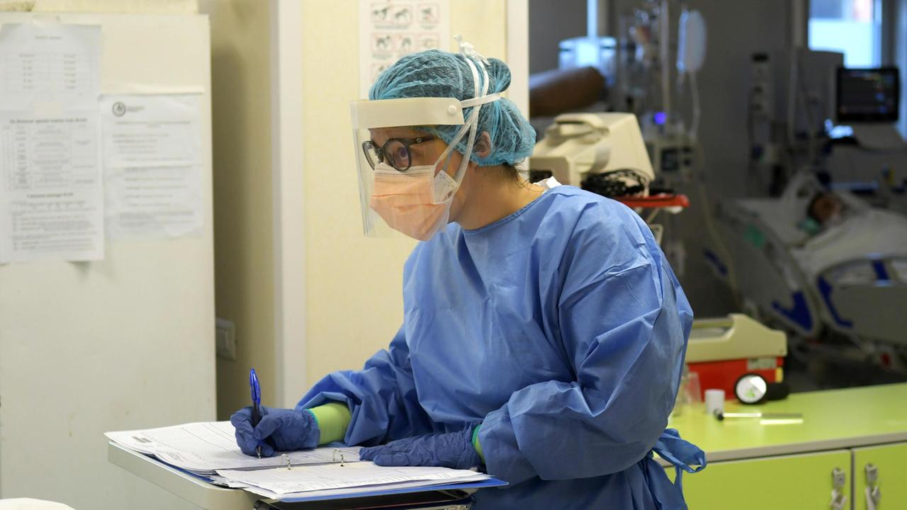 Coronavirus, ecco la simulazione aggiornata della "curva" dei contagi in Toscana