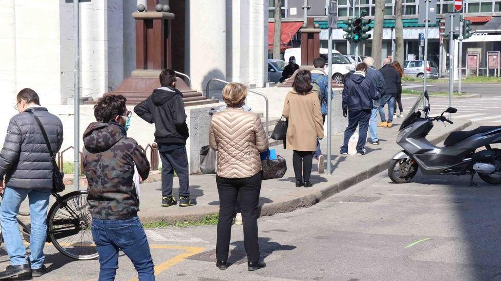 Sono arrivate le protezioni per le Poste, ma ad Argenta una postina è positiva e si prospettano quarantene