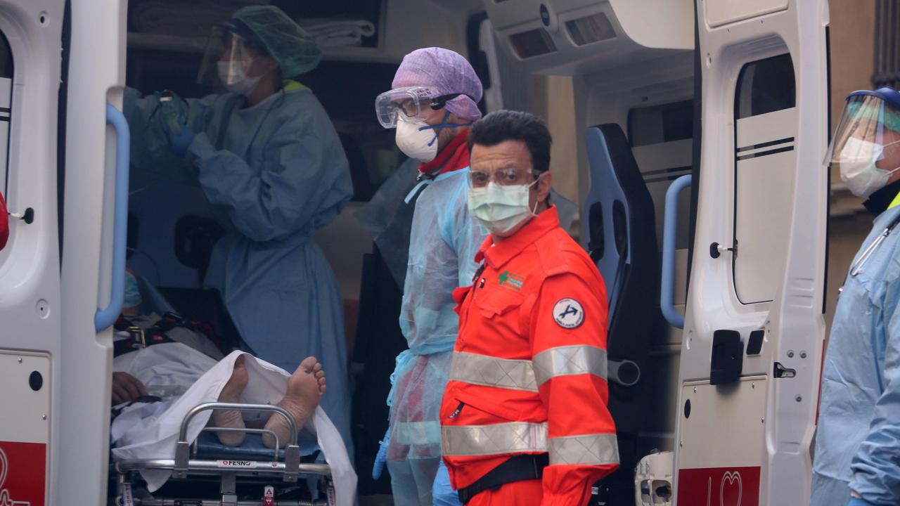Coronavirus, a Reggio Emilia altri nove morti. Il bilancio dei decessi nella nostra provincia sale a 126 | I casi positivi sono 1.586 (149 in più) | Le guarigioni sono 44 | A Guastalla e Castelnovo Monti in arrivo i test "Drive in": si faranno tamponi senza scendere dall'auto