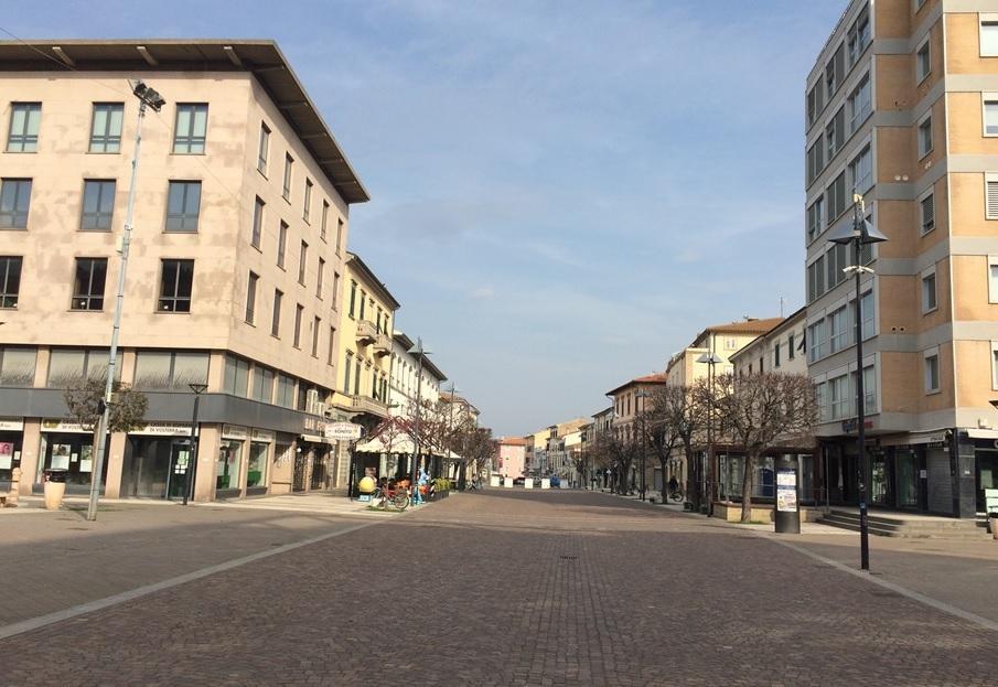 Corso Matteotti deserto (foto Falorni/Silvi)