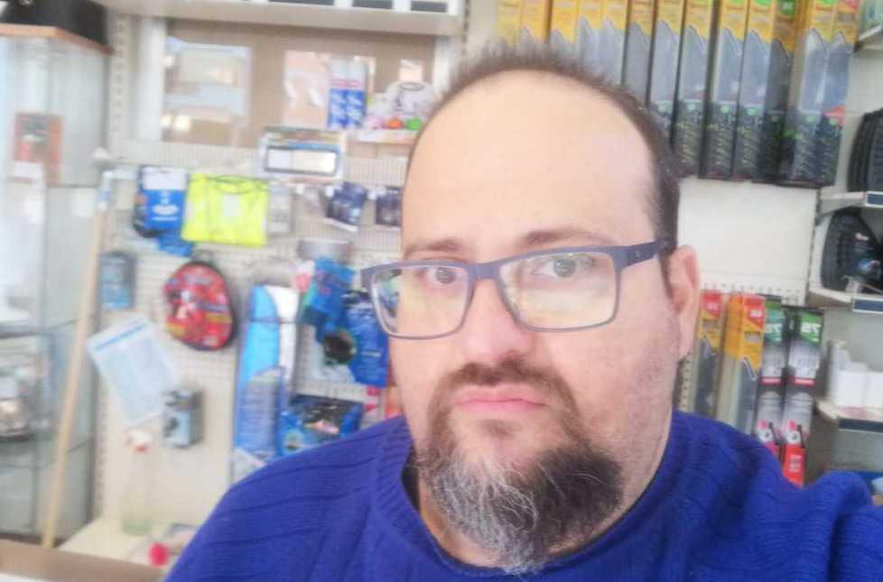 Benzinai verso lo sciopero chiedono tutele per la salute 
