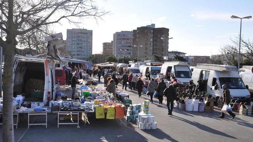 Supermercati chiusi la domenica fino al 3 aprile