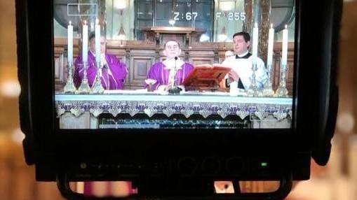 Messe e preghiere social con la Diocesi in regia