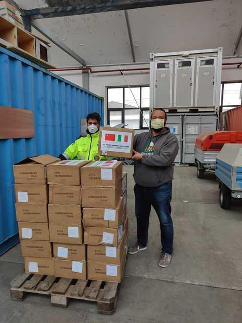 Dalla Cina arrivano ventimila mascherine simbolo di amicizia
