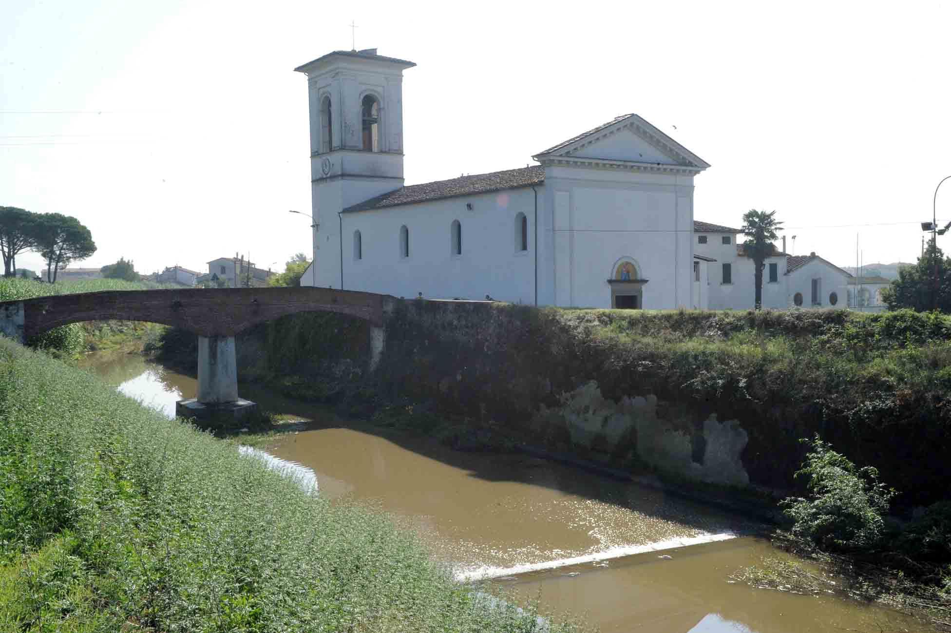 Un’immagine della chiesa della frazione Ferruccia