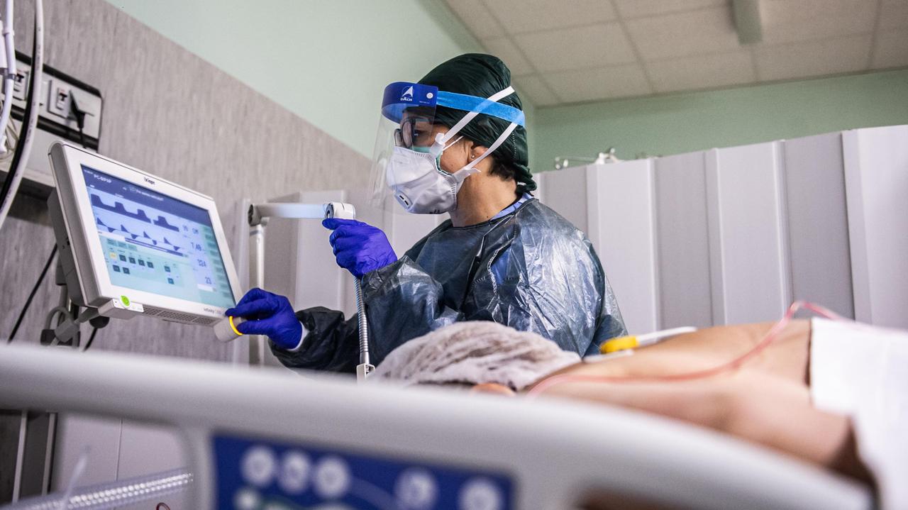 Coronavirus: superati i 3000 casi in Toscana. Altri 16 morti. Raddoppiate in un giorno le guarigioni