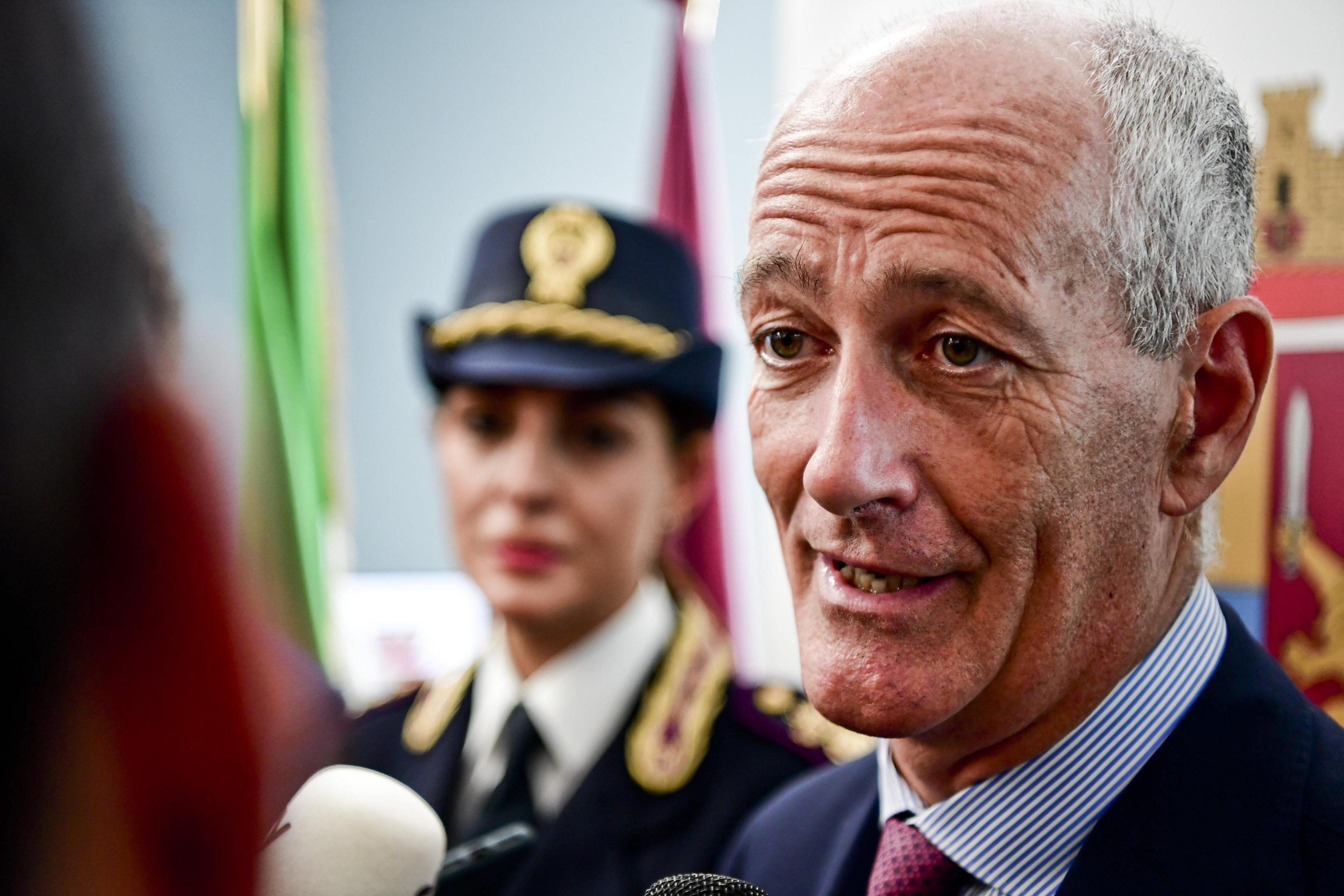 Coronavirus, Coronavirus, ecco come RI-cambia il modulo dell'autocertificazione. Previsti diversi nuovi casi di necessità SCARICALO QUI 