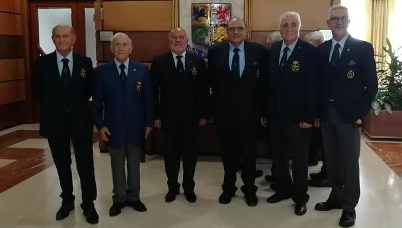 Dai balneari ai fedeli, sostegno alla sanità 