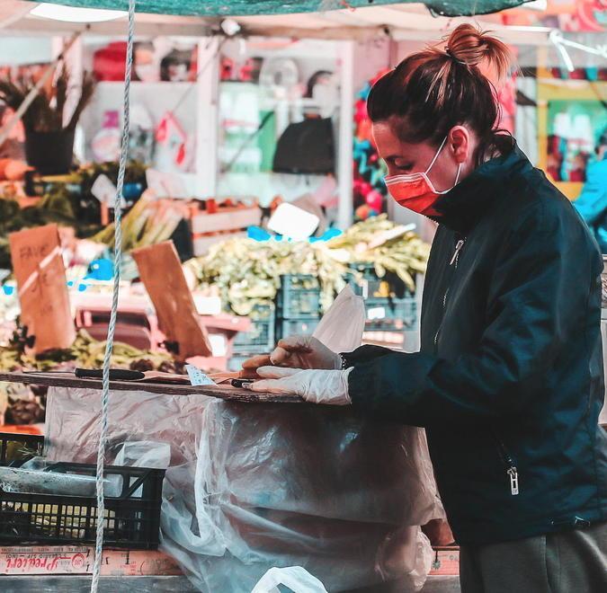 Mercato in crisi? «La spesa si porta a casa» 