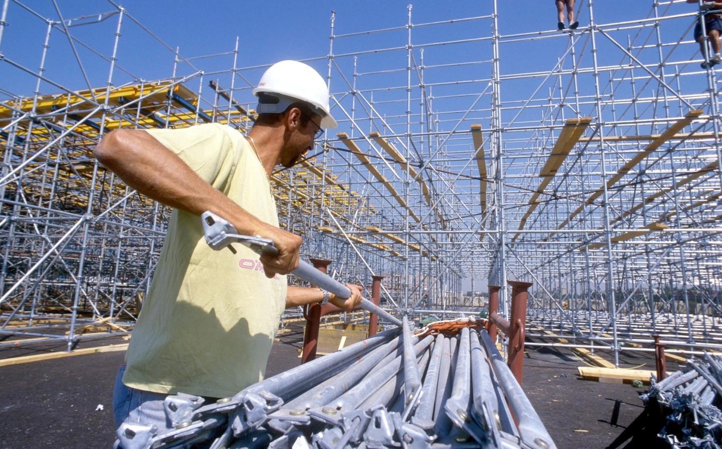 Edilizia, pronti tre milioni per quattromila operai 