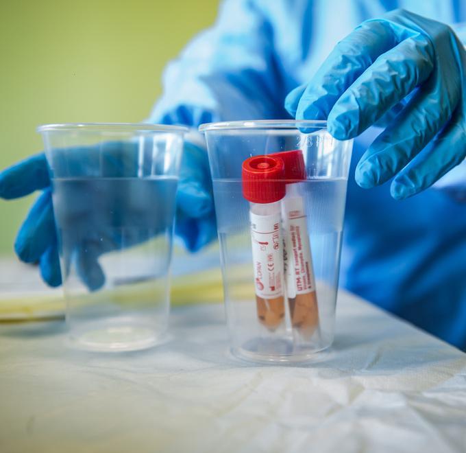 Via ai test rapidi: 6.200 sanitari subito, poi 1,2 milioni di kit per la popolazione 