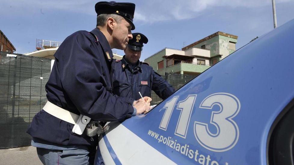 In giro per fare la legna, ma scoprono che in casa aveva i termosifoni