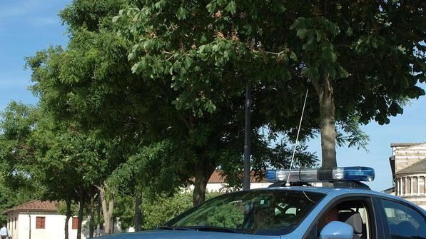 Picchia sorella e madre Polizia arresta un 24enne