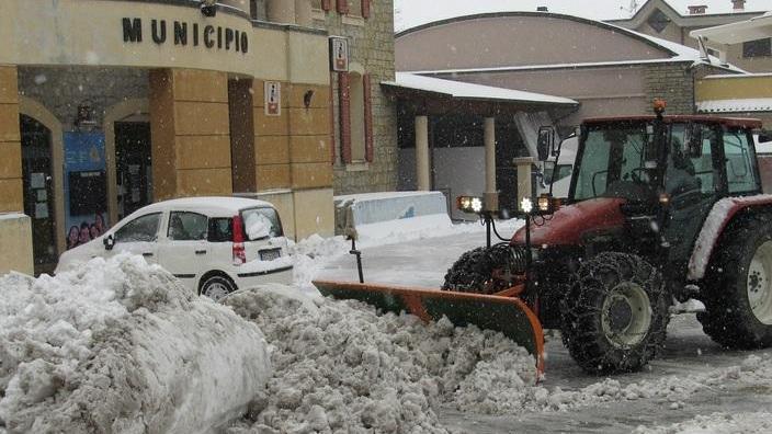 L’Appennino sotto una bufera A Passo Radici 20 centimetri
