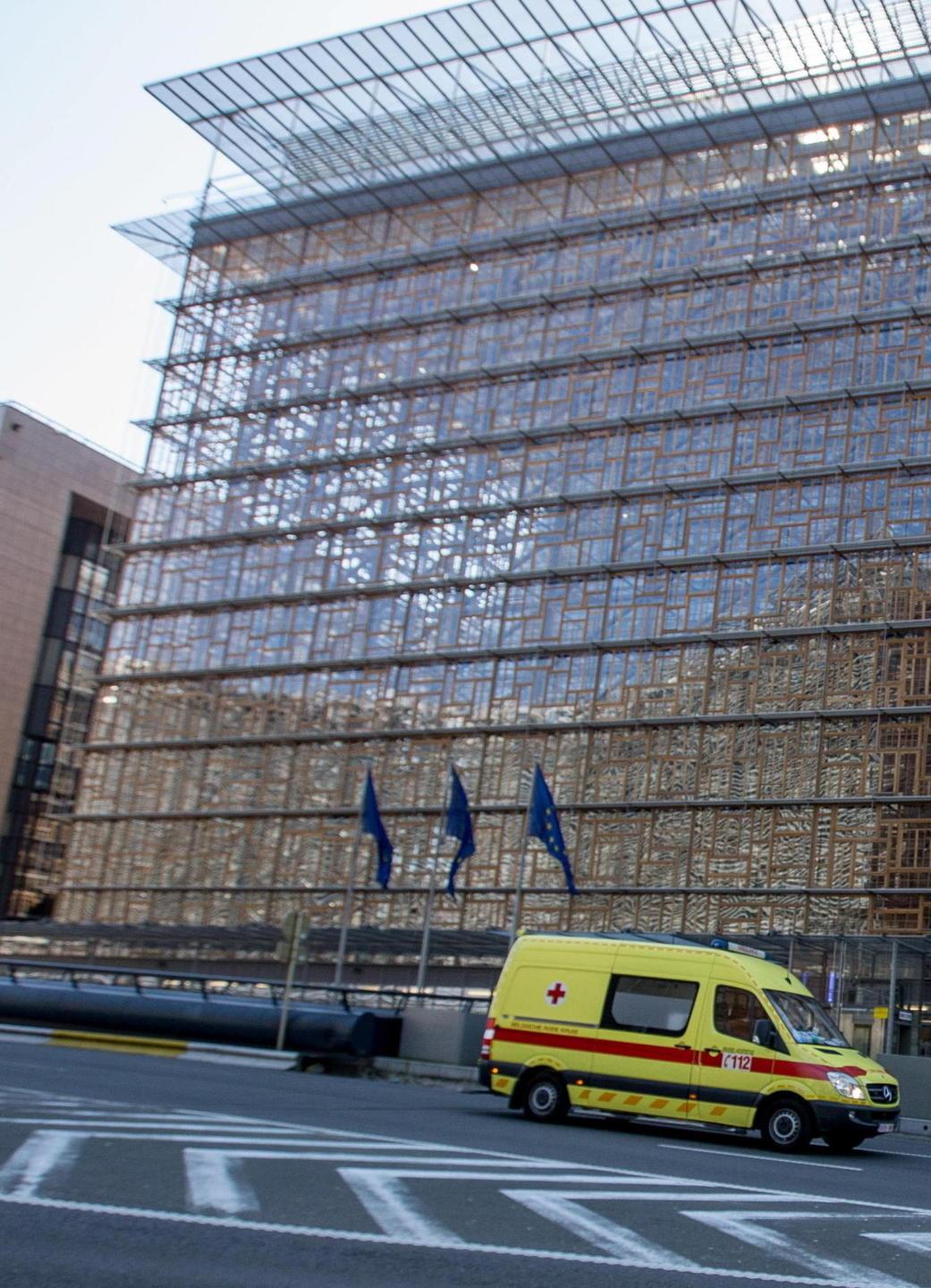 La Ue resta spaccata Ultimatum di Conte 