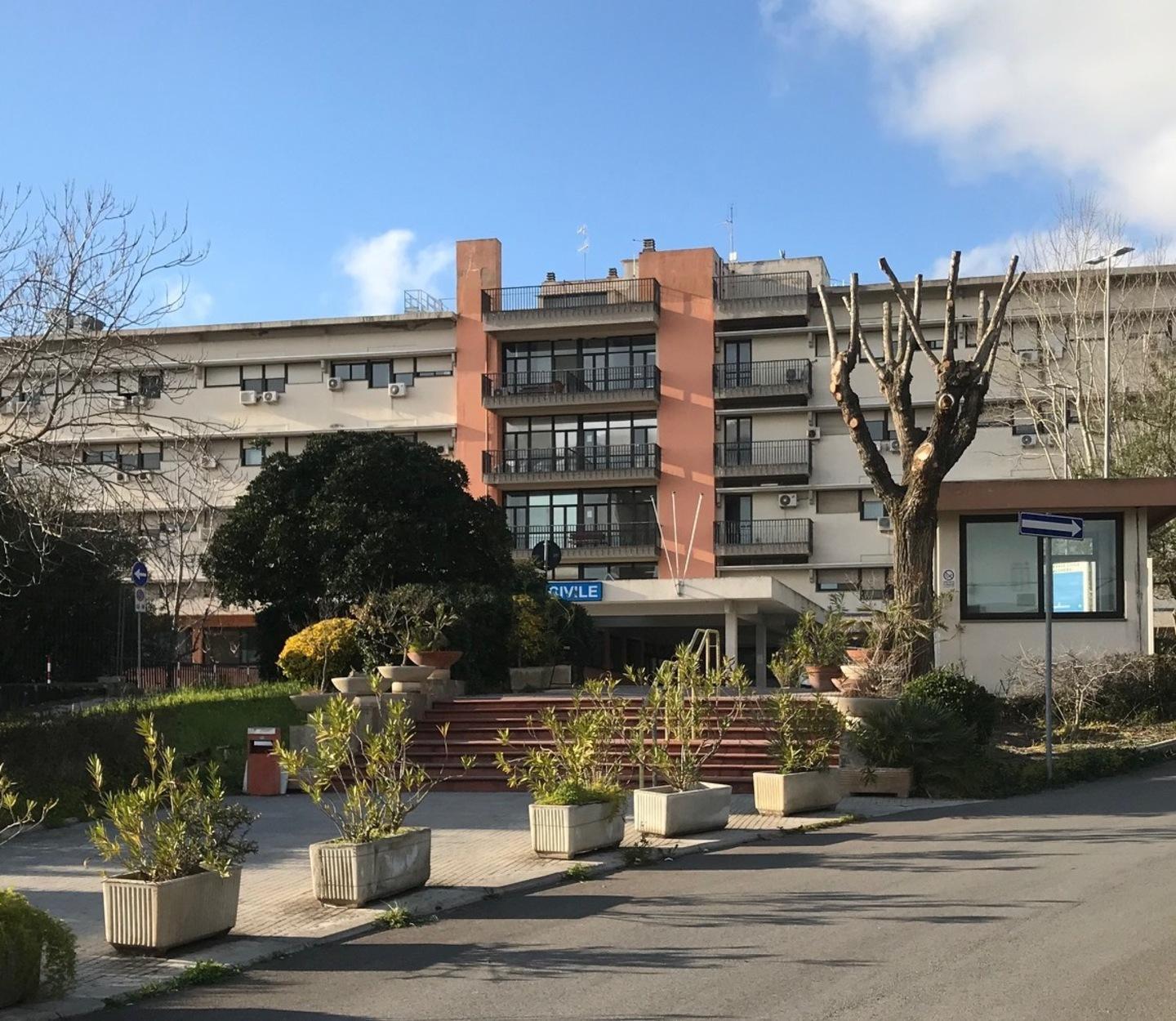 L’ex primario ritorna all’ospedale di Alghero 