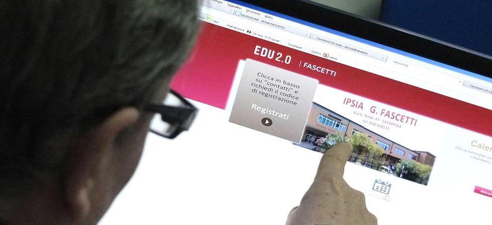 Gli studenti del Pontormo alle prese con lezioni e interrogazioni on line 
