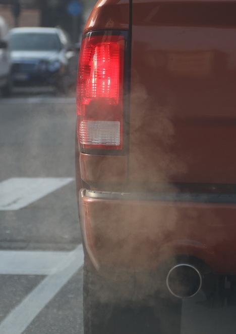 Migliora l’aria Lo smog a Modena concede una tregua Ma il 2020 resta nero 
