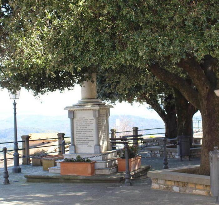 Infiltrazioni nella piazzetta Progetto per ristrutturarla
