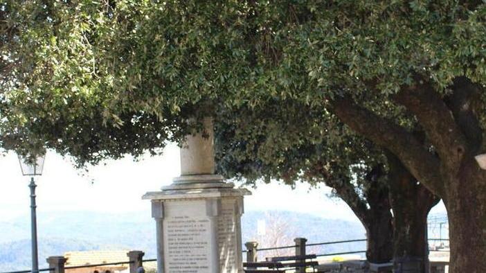 Infiltrazioni nella piazzetta Progetto per ristrutturarla
