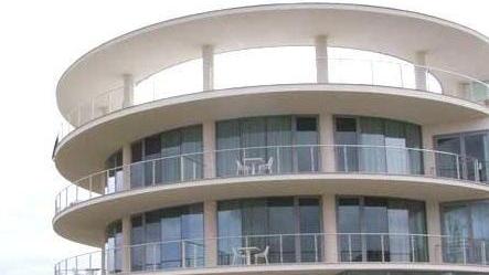 Croceristi in quarantena in due alberghi in città