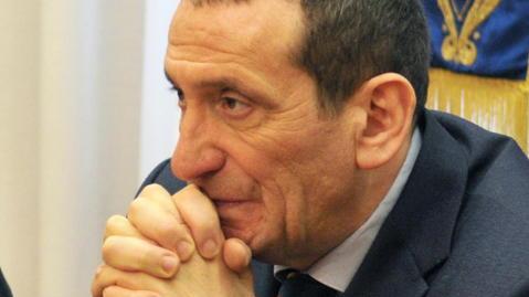 Il prefetto attiva un gruppo di lavoro per monitorare le attività aperte