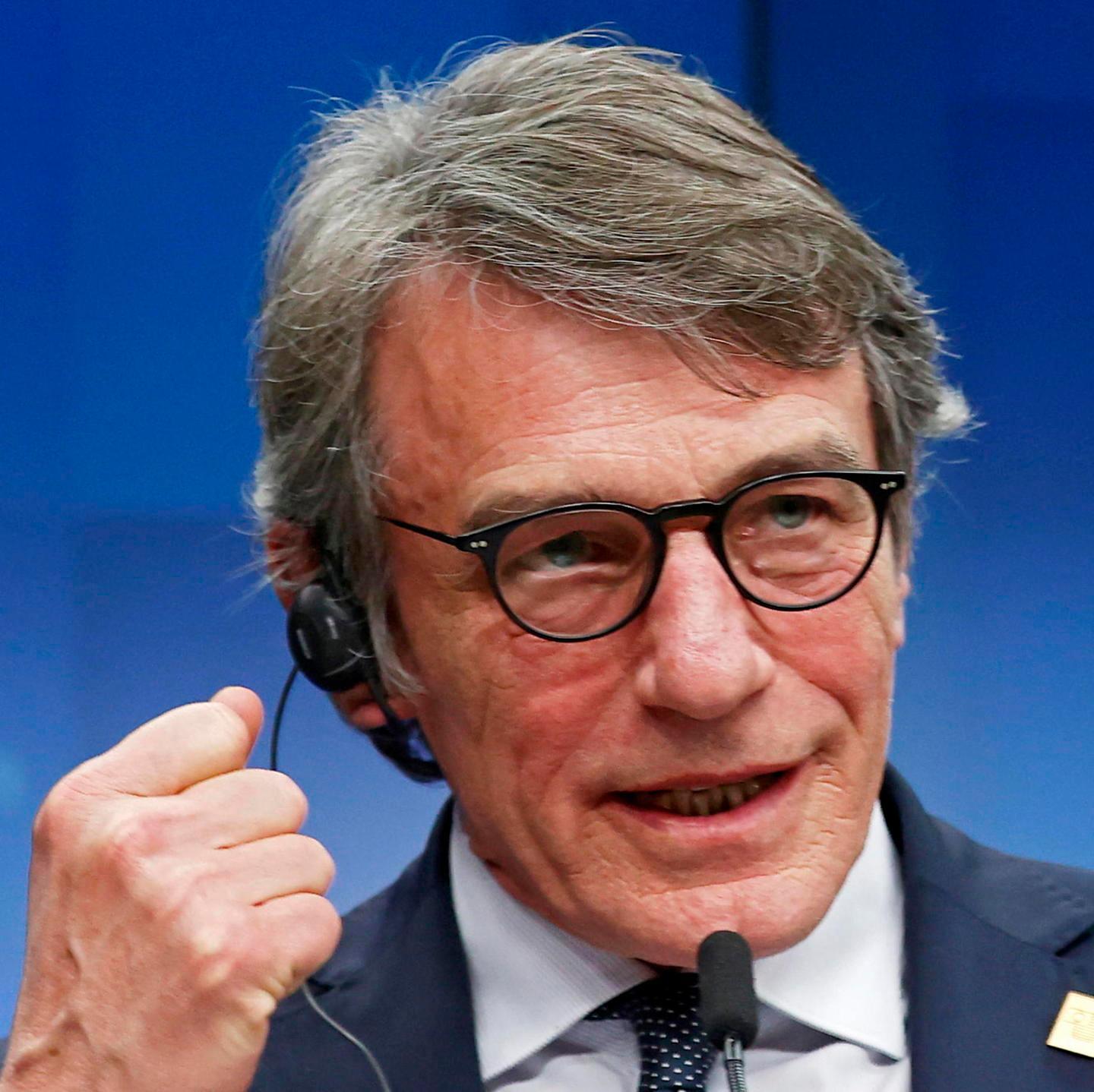 [NERO]Eurogruppo, strada in salita contro la crisi Due settimane per scegliere una nuova via