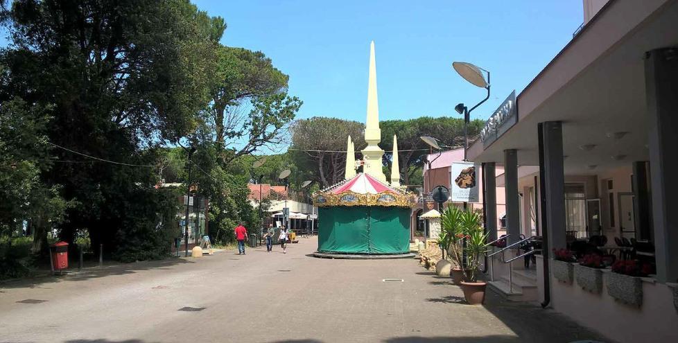 A Lido Estensi pronto il piano per viale Carducci. Incognite sullo sblocco cantieri 