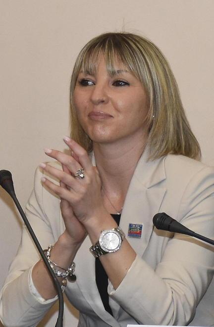 Elisabetta Ripani dona l’indennità da deputata