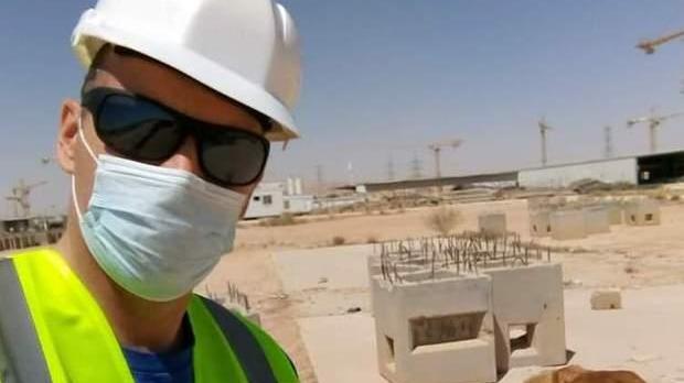 L’ingegner Marco Martens nel cantiere a Riyad, in Arabia Saudita