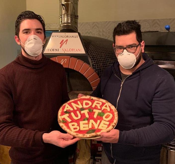 Trecento pizze per il personale dell’ospedale San Jacopo