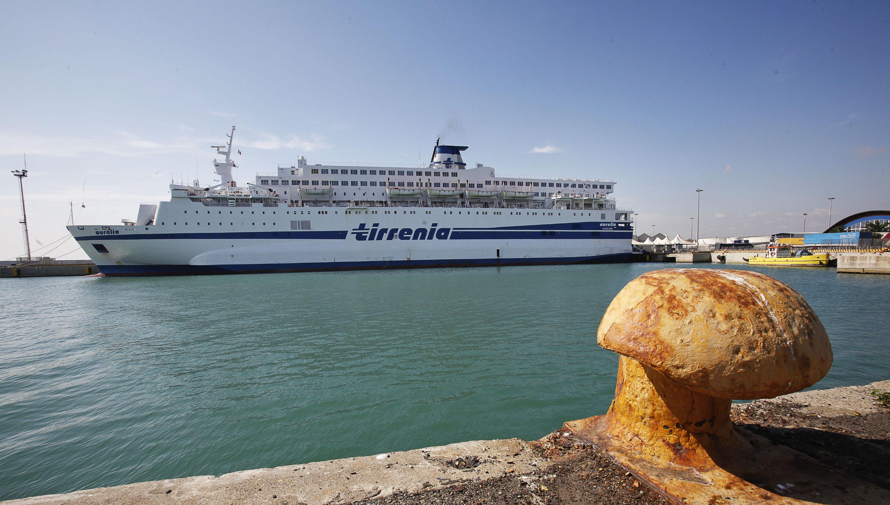 Tirrenia sospende tutti i collegamenti in continuità territoriale con la Sardegna