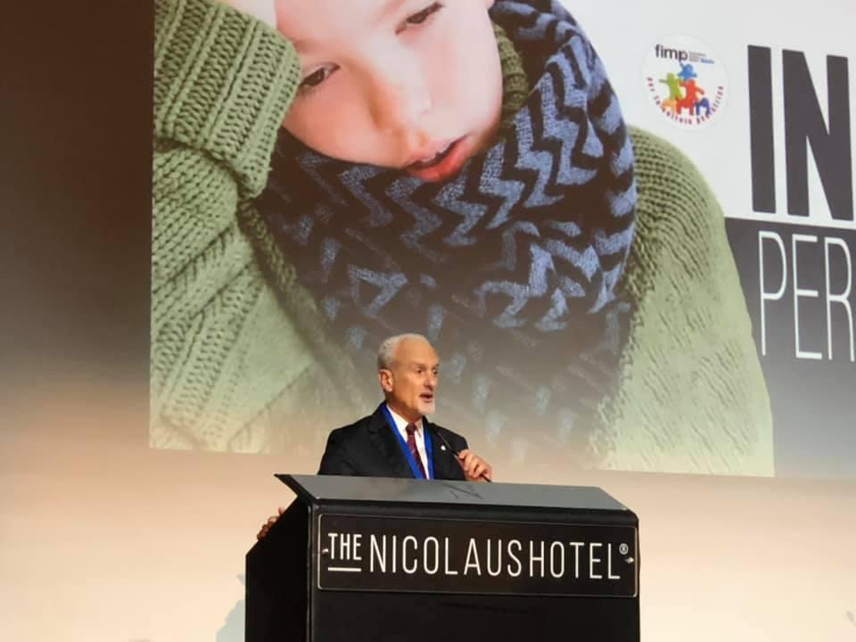 Il pediatra: «Attenzione ai sintomi dei bambini, potrebbero essere spia del coronavirus in famiglia» 