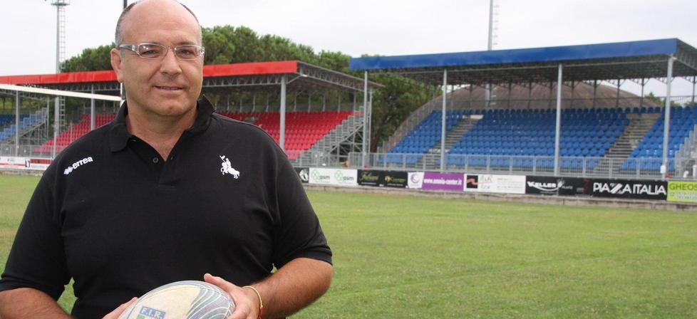 Il tecnico romano, Carlo Pratichetti nello stadio Chersoni a Iolo