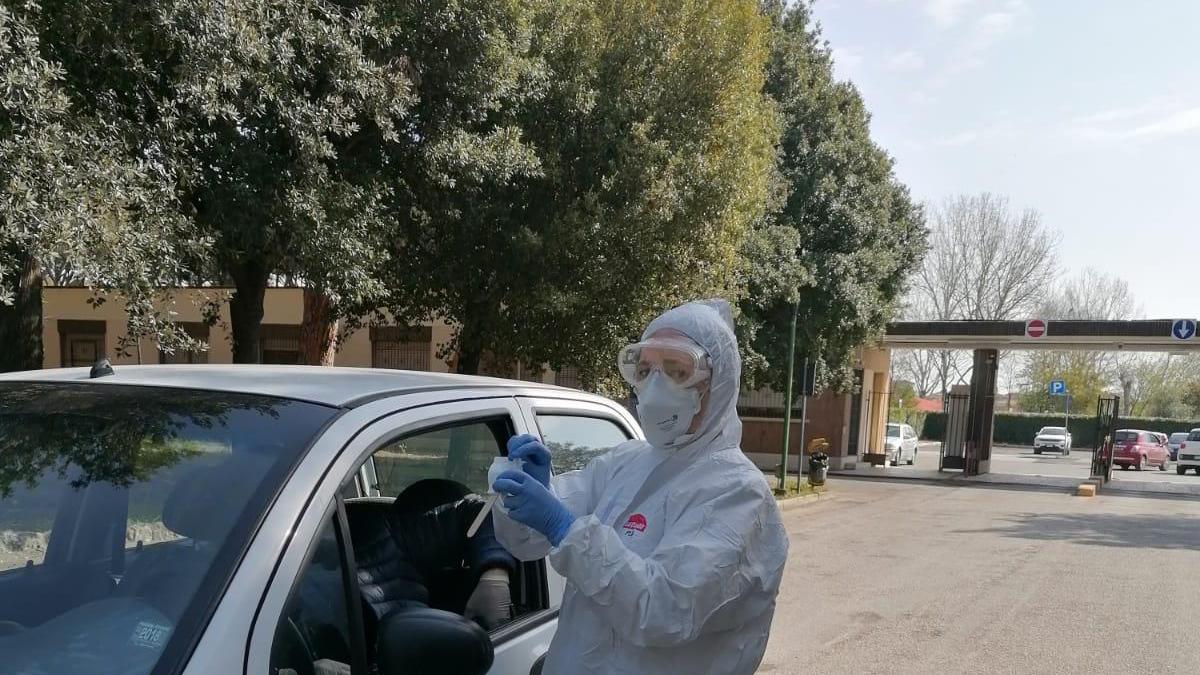 Coronavirus, a Grosseto il test del tampone si fa in auto