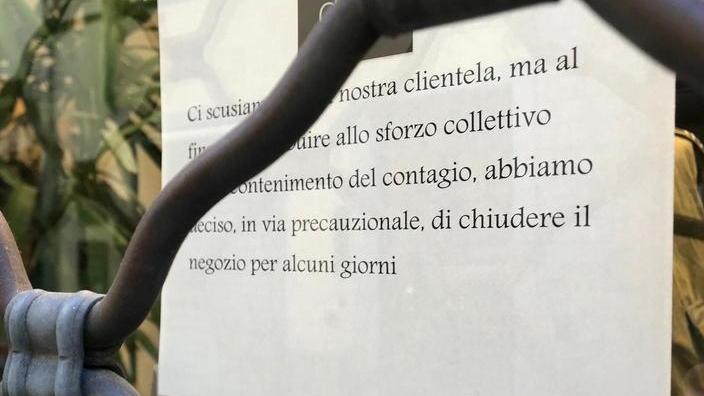 Ferrari: «Consegna a domicilio per i negozi non alimentari»