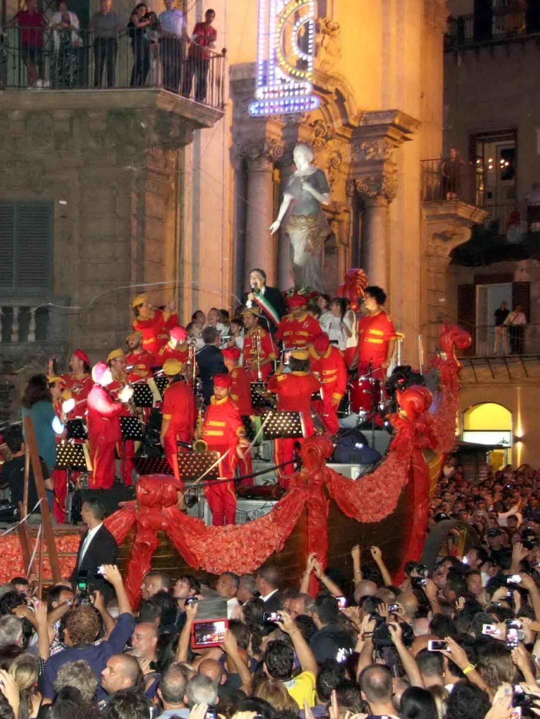 Santa Rosalia in quarantena al Met 