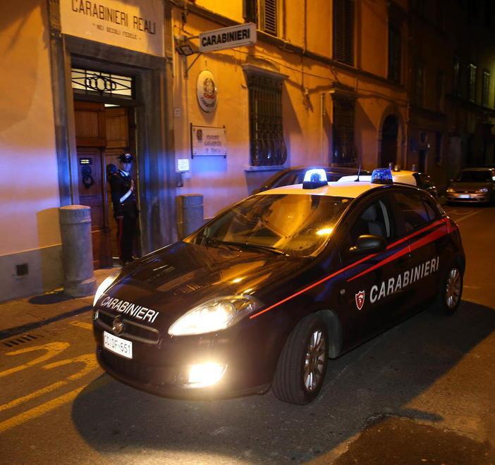 Sorpresi dai carabinieri a cena a casa di un amico: maxi-multa 