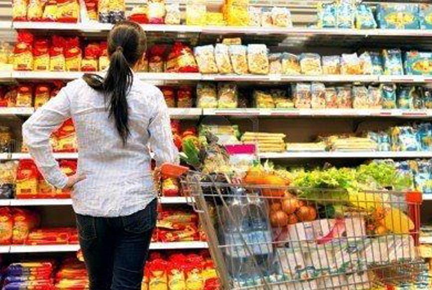 Buoni spesa, è via libera alle richieste: ecco i numeri da chiamare 
