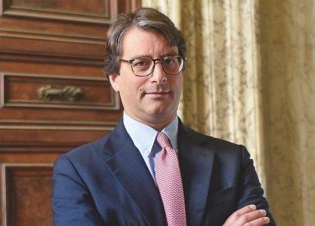 Accordo tra Intesa e Confcommercio