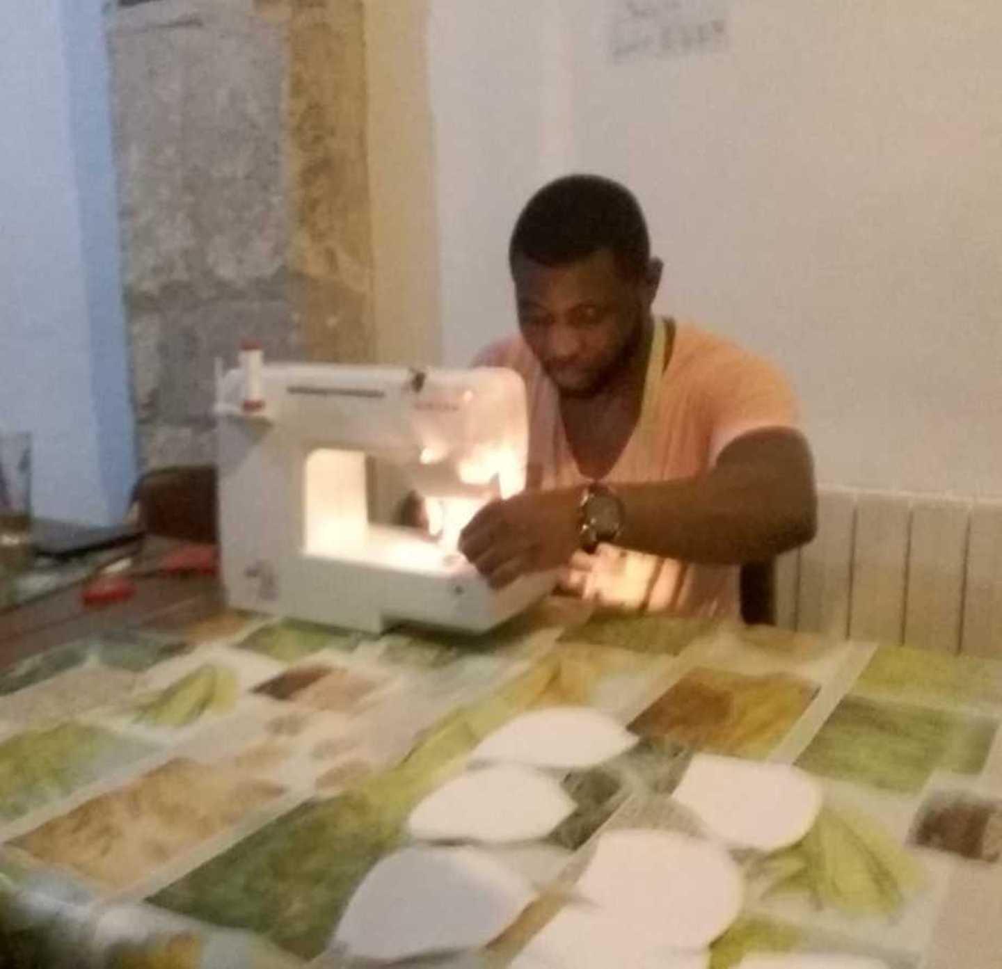 Samuel, il sarto della solidarietà 