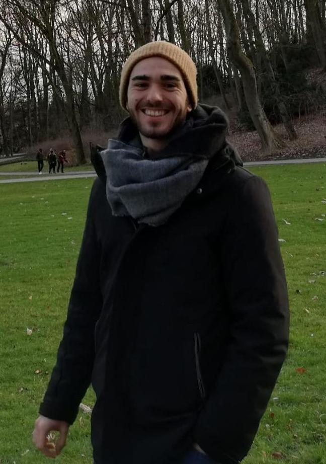 «Soli e abbandonati» due studenti Erasmus bloccati in Lituania 