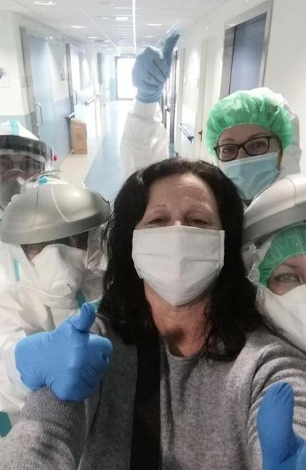 Manuela è uscita dall’incubo più brutto: «Il virus è un mostro che ti consuma» 