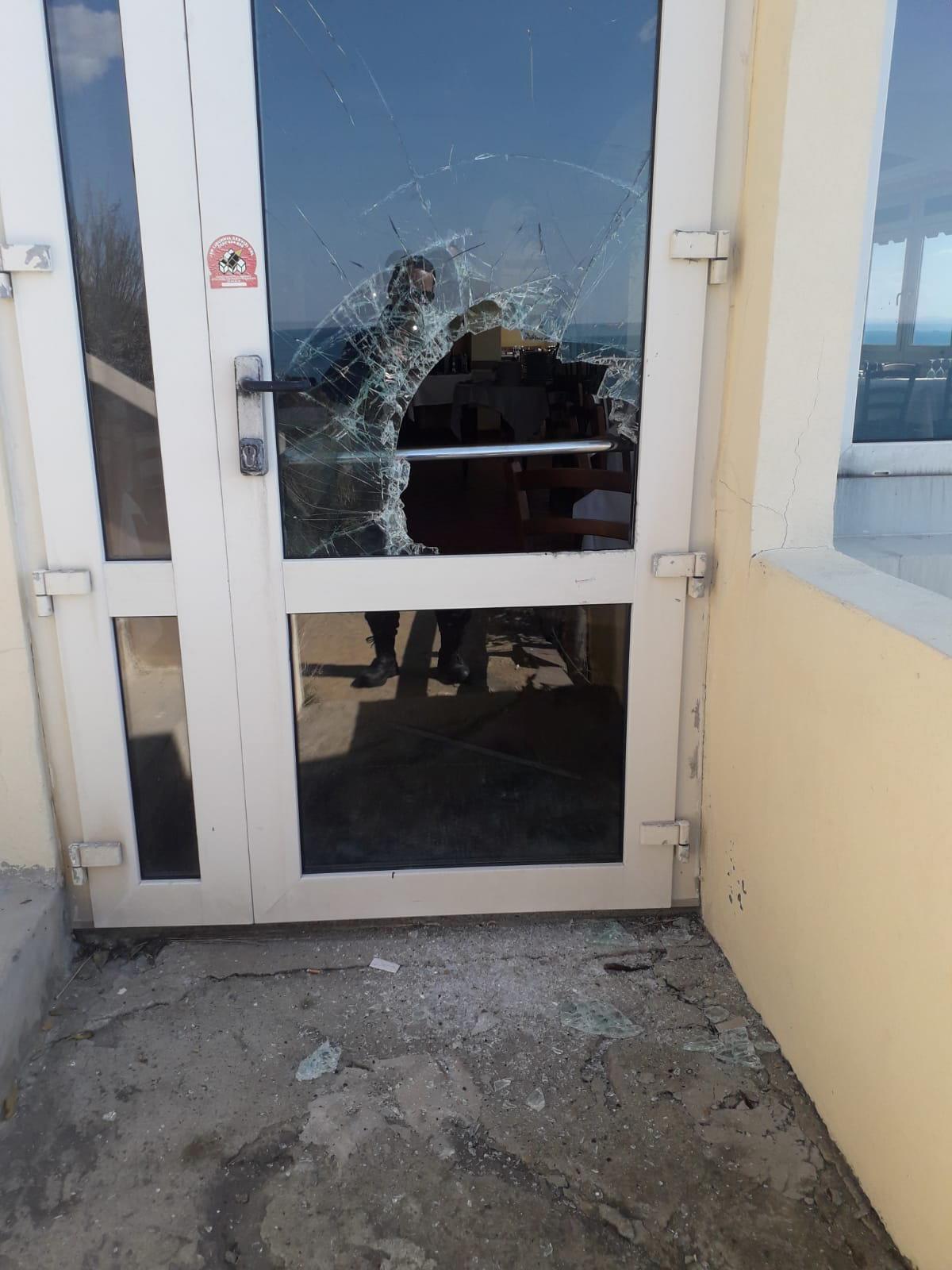 Ladro di tablet tra auto e ristorante lungo il Romito: preso 
