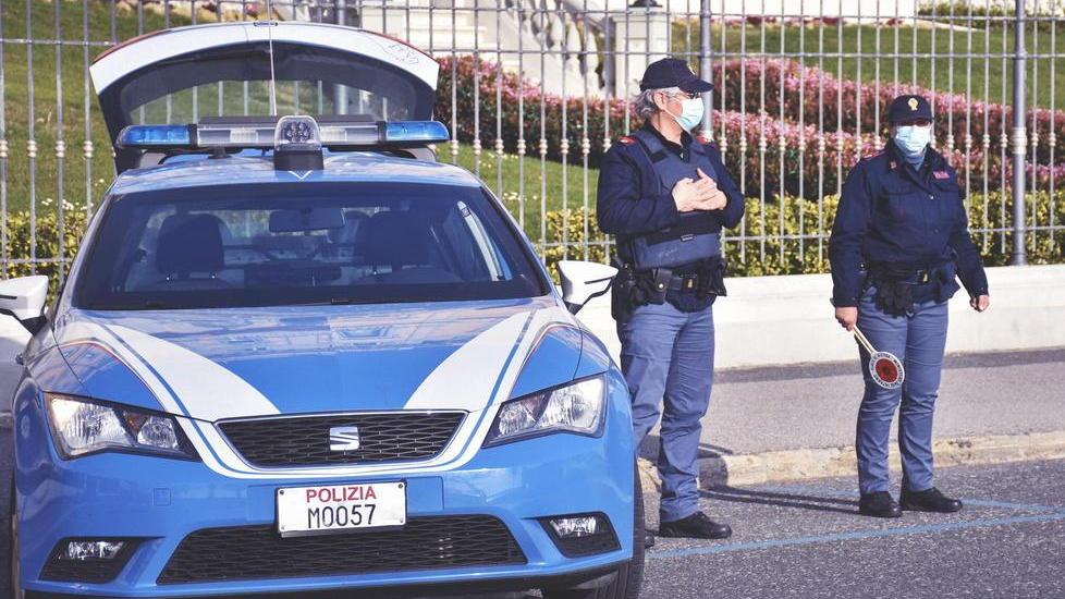 Controlli a tutte le ore delle forze dell’ordine per proteggere i livornesi «Lo facciamo per voi»